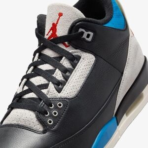 Air Jordan Men’s Black/White/Blue Retro Basketball Shoes